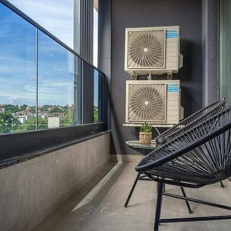 Апартамент New Premium 1br In W/ Terrace