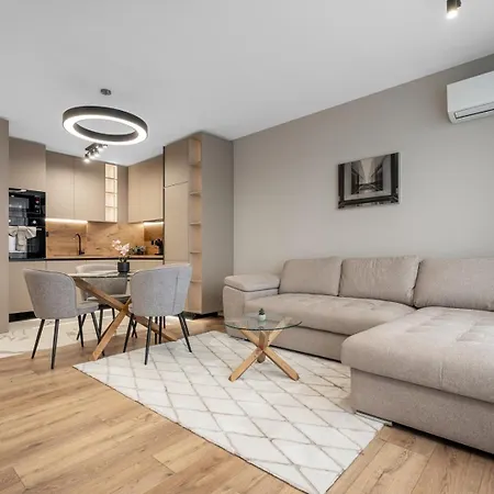 New Premium 1br In W/ Terrace アパート プロヴディフ